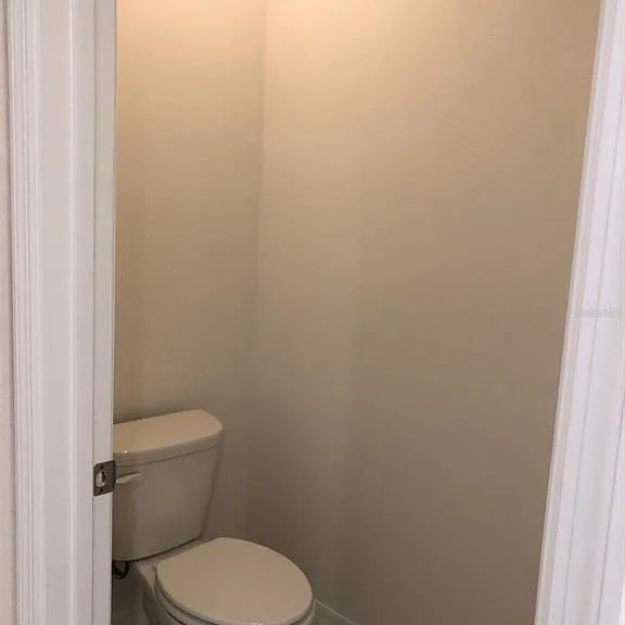 194 Saint Thomas Dr — Photo 21