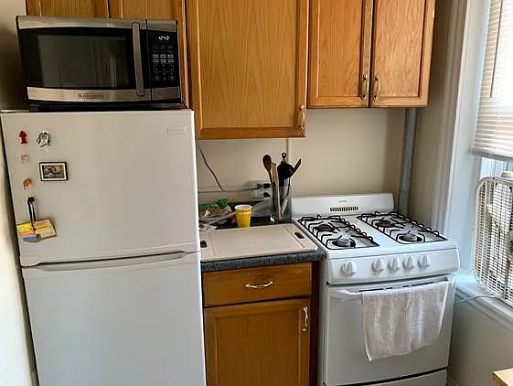 360 Riverway #22 — Photo 3