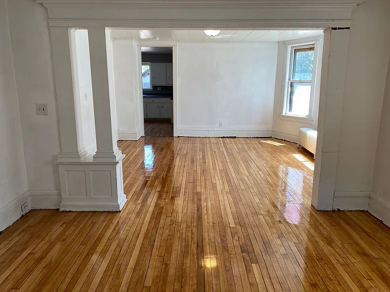 1339 Grand Ave — Photo 9