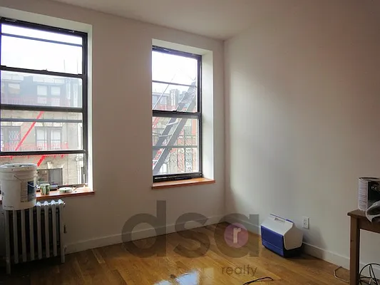 Rented by DSA Realty | media 29