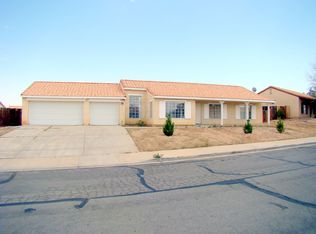 13099 Wrangler Ln, Victorville, CA 92392