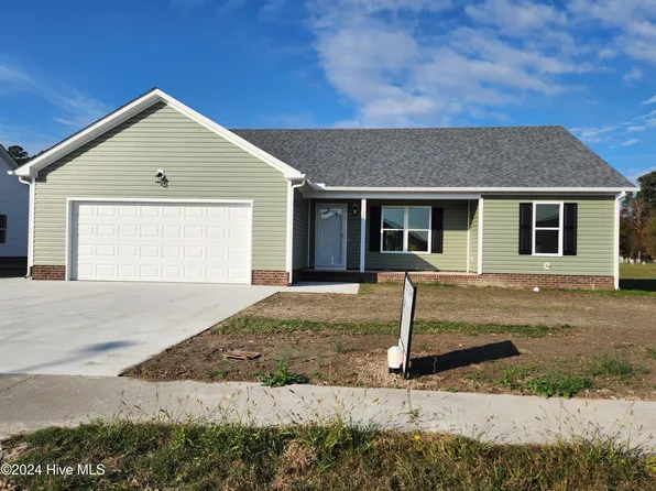 205 Compass Drive, Elizabeth City, NC 27909