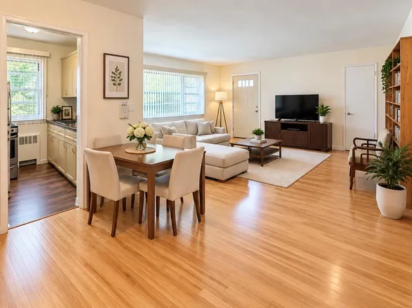 6711 150 Street #362A, Flushing, NY 11367