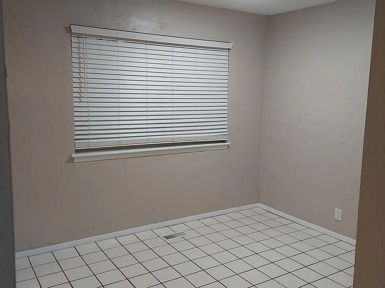 7515 S 68th East Pl — Photo 10