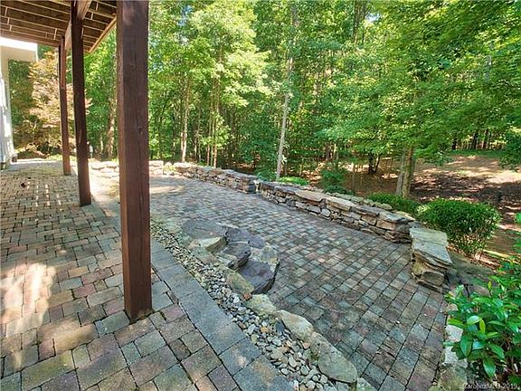 5th image of 179 Bath Creek Dr