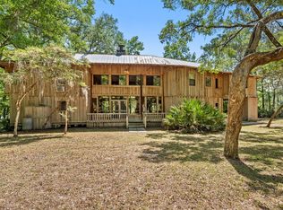 550 NE 838th St, Old Town, FL 32680