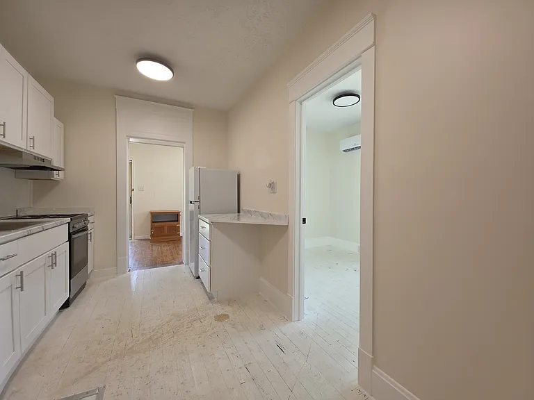 602 I St #1 — Photo 15
