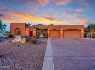 1228 Regency Ct, Las Cruces, NM 88007