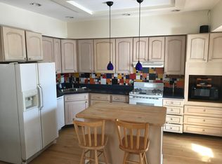 2521 W Argyle St #2, Chicago, IL 60625