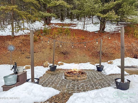 5th image of 1211 Mall Rd