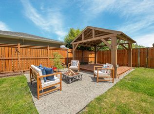 1526 SW 160th St, Seattle, WA 98166