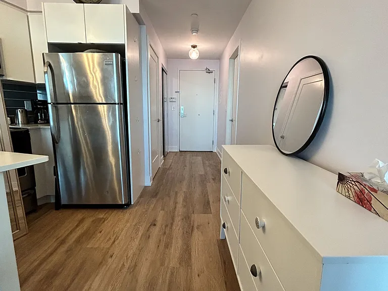 150 E Liberty St #1309 — Photo 3
