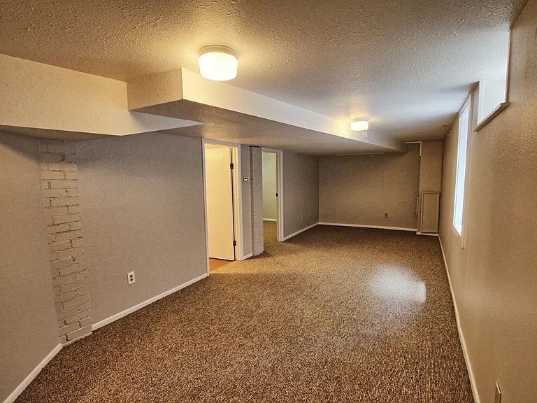 505 S Gaylord St — Photo 15