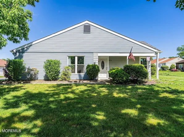 951A Liverpool Circle, Manchester, NJ 08759
