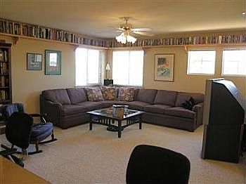 4th image of 107 Arrowsmith Dr