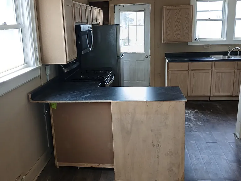 610-620 S Scott St #12 — Photo 2