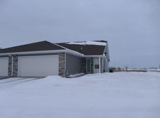 8346 Sutherland St, Lincoln, NE 68526