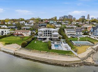 135 Kensington Oval, New Rochelle, NY 10805