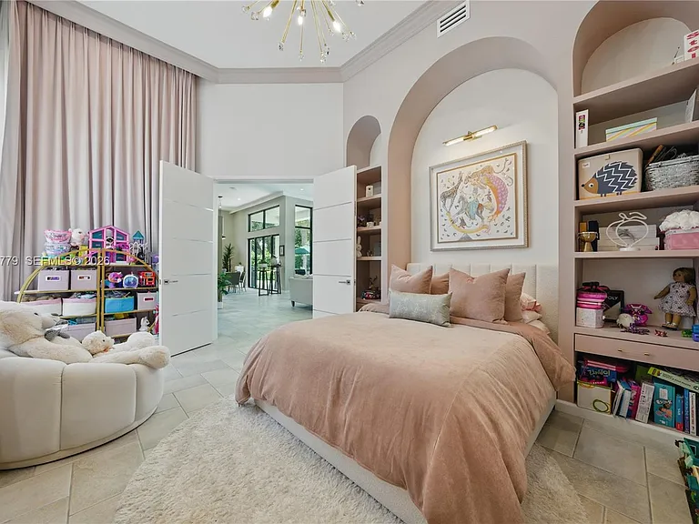 1755 SW 4th Ave — Photo 21