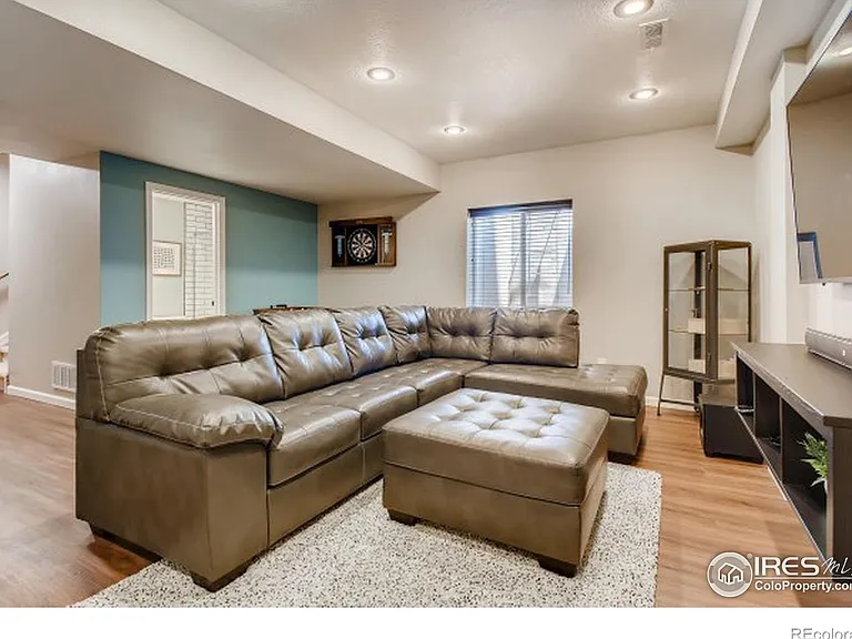 614 W 170th Pl — Photo 25