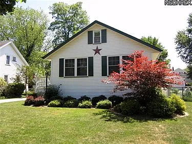 21135 Eastwood Ave photo 1