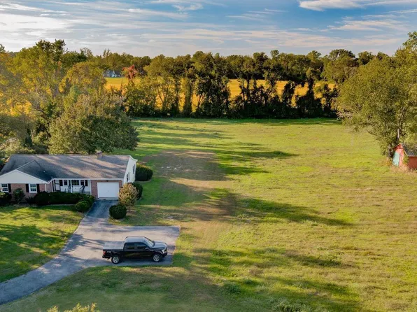 32 W Walnut St, Magnolia, DE 19962