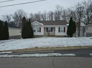 2948 Core Dr, Clarksville, TN 37040