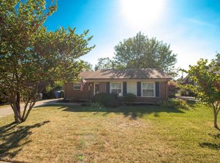 3368 Featherston Dr, Lexington, KY