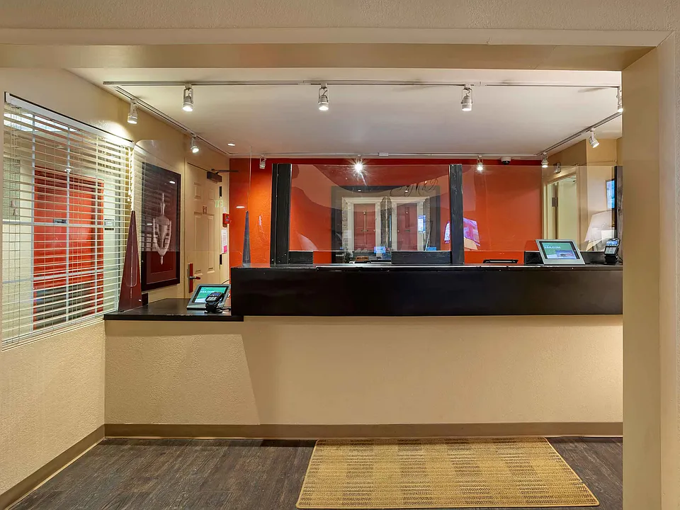 Lobby and Guest Check-in