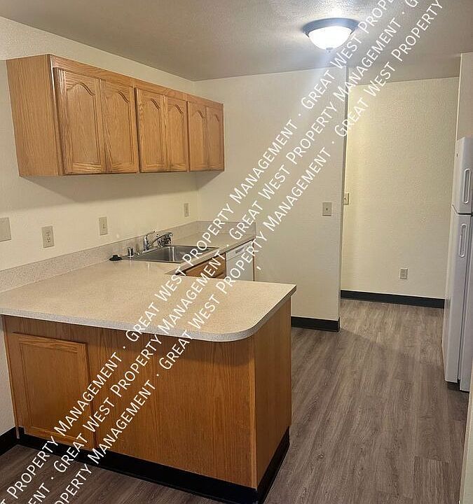1st image of 7537 44th St W APT 03