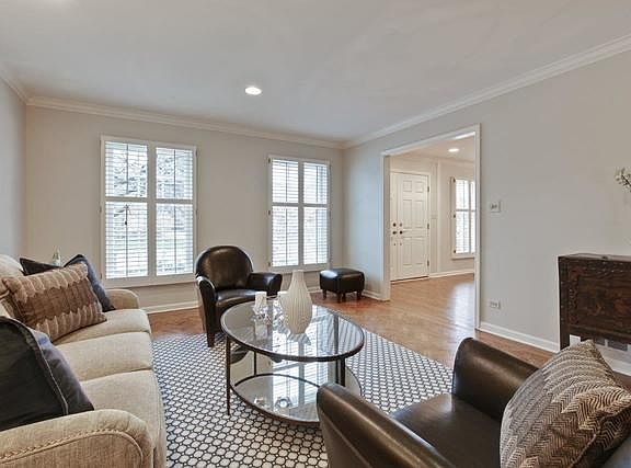 5th image of 308 Carlisle Ln
