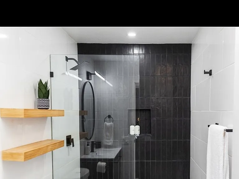 2252 N Indian Canyon Dr #B — Photo 7