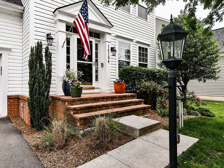 14104 Flicker Ct — Photo 53