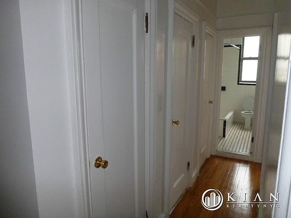 4th image of 2857 Sedgwick Ave APT 5L