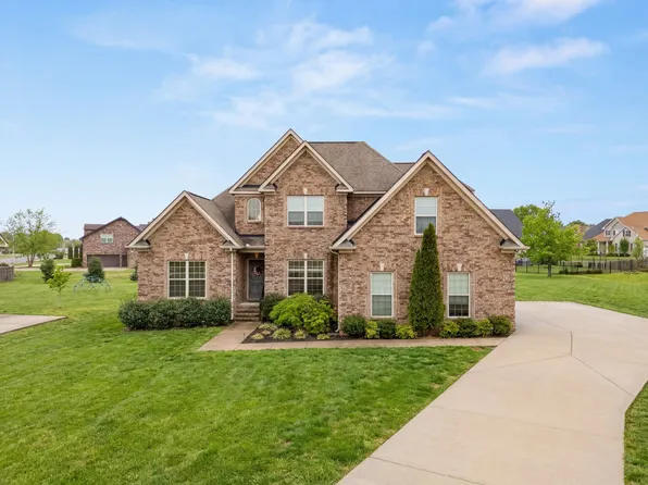 2225 Sagewood Ct, Murfreesboro, TN 37128