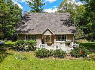 1735 Lightfoot Ln, Corning, NY 14830