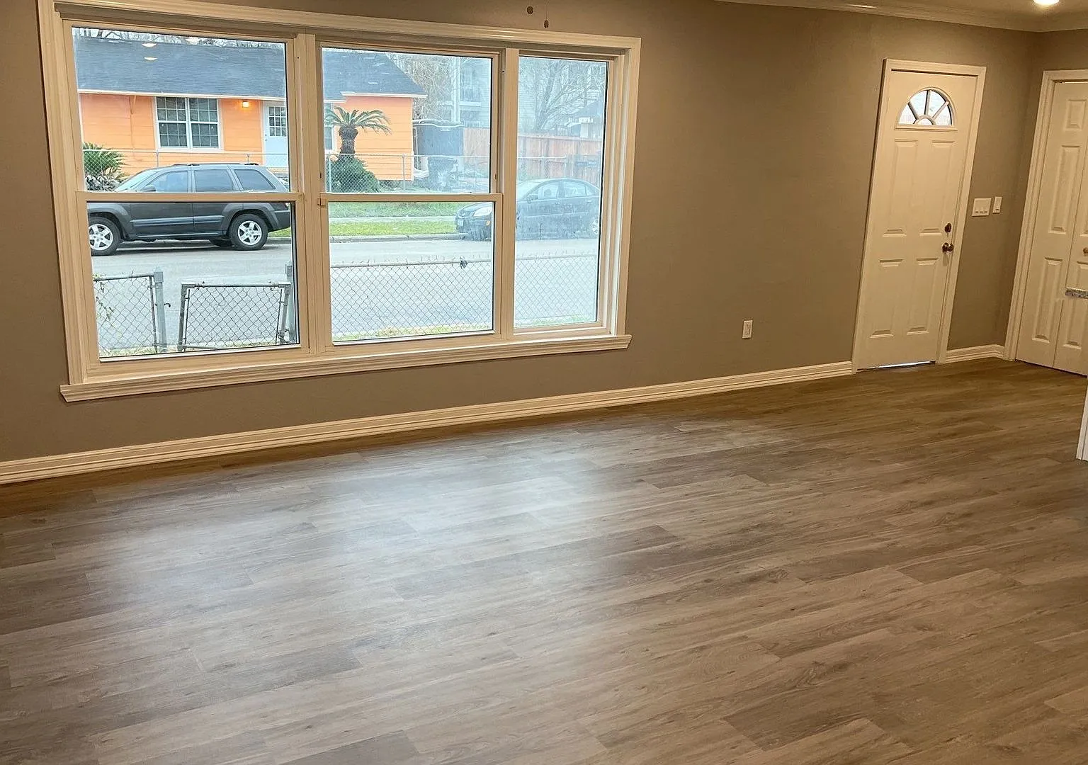 4620 Nichols St **Ask About Our No Cash Deposit Option — Photo 3