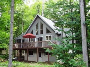 107 Charles Ln, Pocono Lake, PA