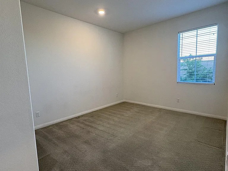 420 Appleton Way — Photo 24