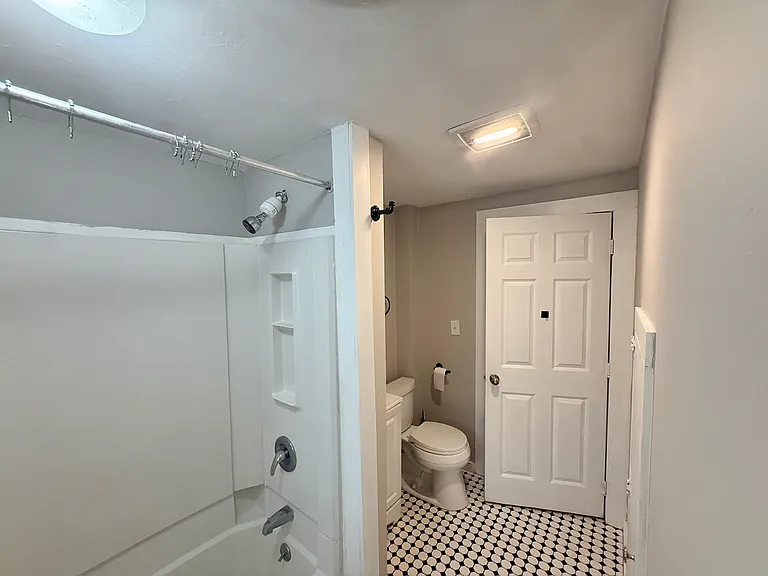 187 Washington St #B — Photo 12