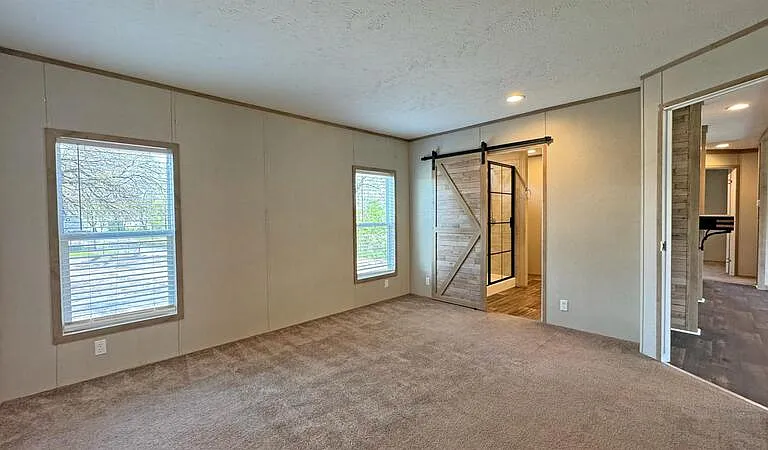 1501 Thompsonville Ln — Photo 11