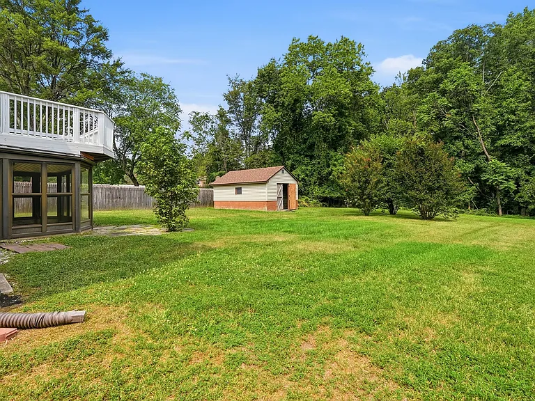 17004 Gohagen Rd — Photo 42