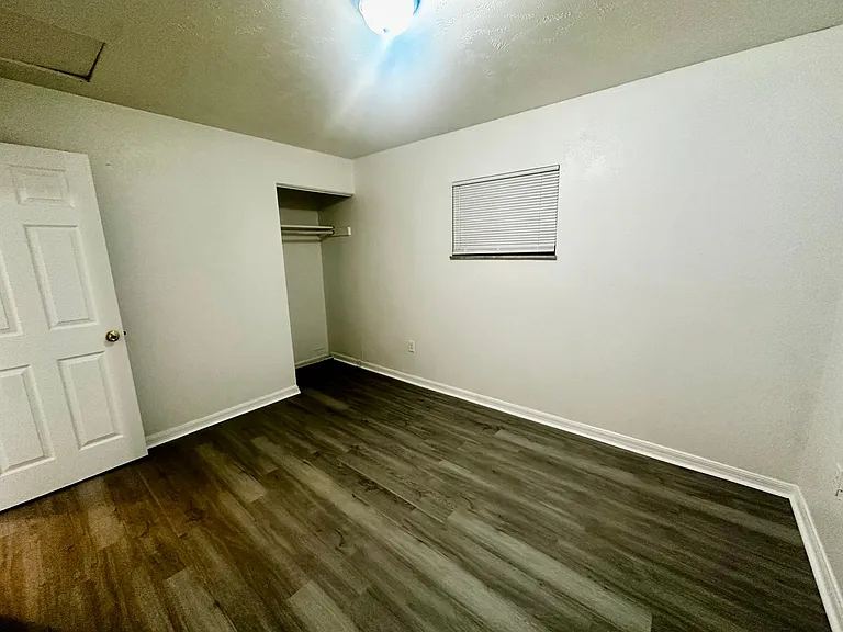 5527 Bryson Dr — Photo 13