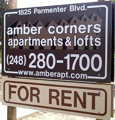 1825 Parmenter Blvd — Photo 3
