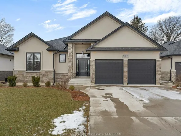 6123 Malden Rd, Lasalle, ON N9H 1V1