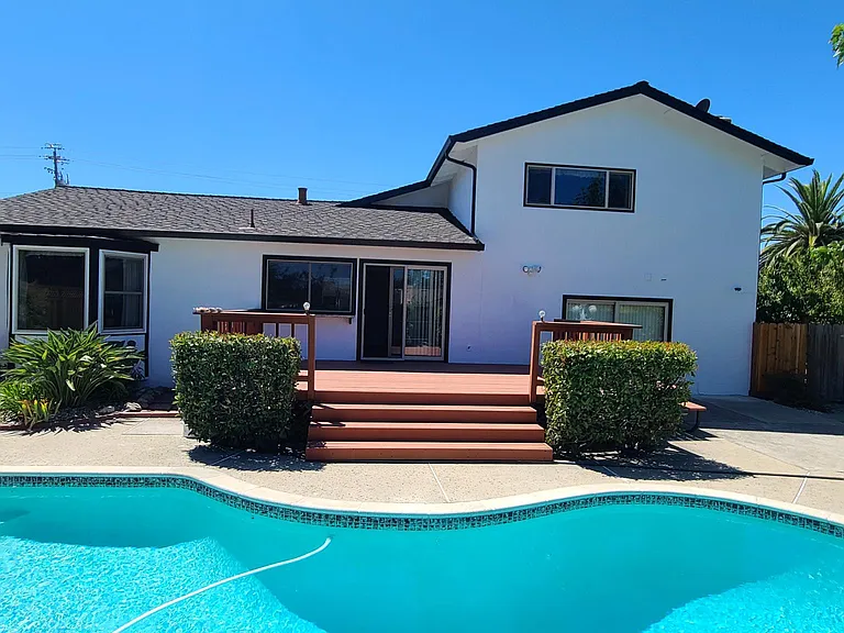 1479 Redmond Ave — Photo 5