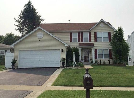 2nd image of 2203 Lotus Dr