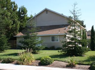 1852 S Garden St APT A, Visalia, CA 93277