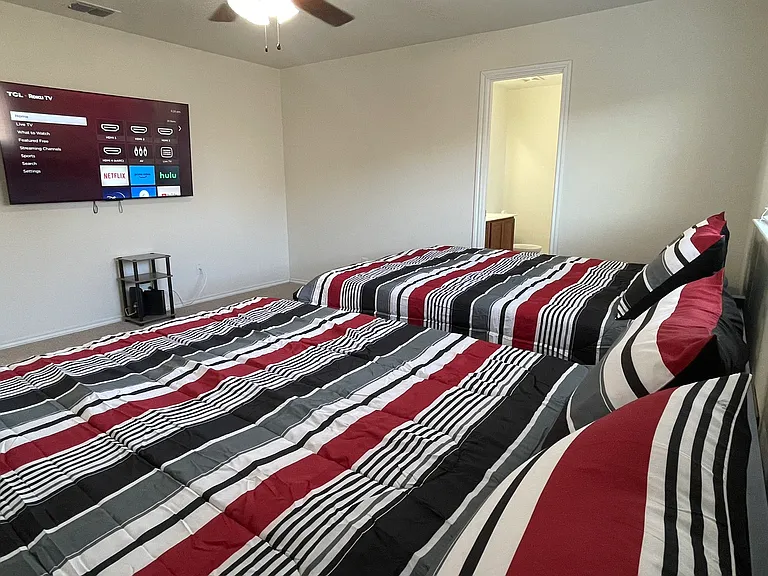 3738 Gallery Wls — Photo 70