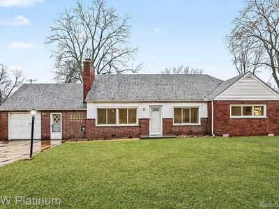 8320 Russell St, Shelby Township, MI, 48317
